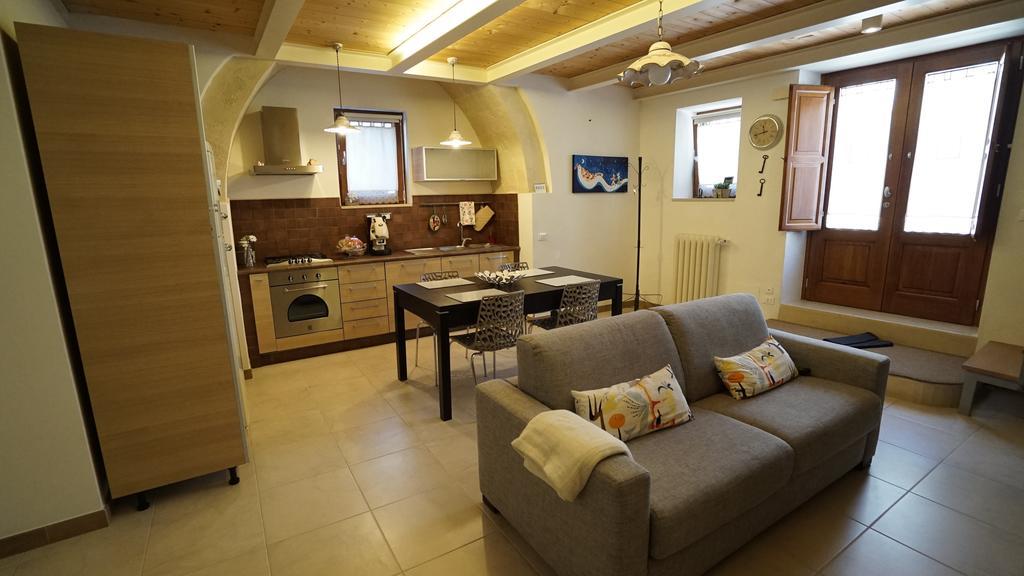 La Casa Dei Nonni Apartment Matera Ruang foto