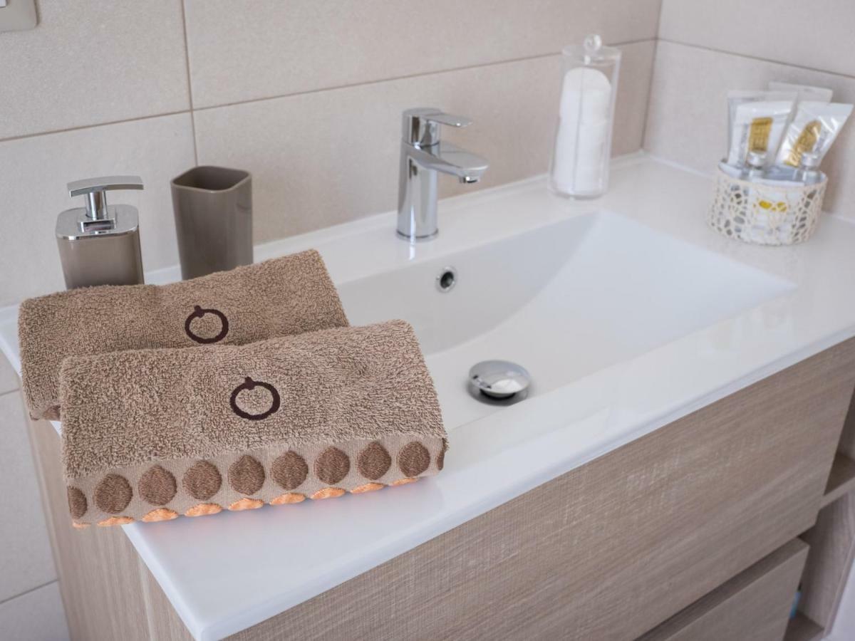 La Casa Dei Nonni Apartment Matera Bagian luar foto